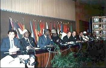 Photo :  Sommet de Paris (1986) - service photographique de la Pr�sidence de la R�publique - tous droits r�serv�s